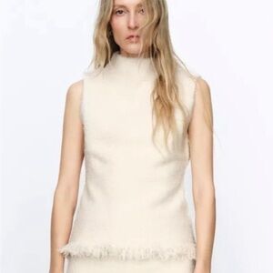 Zara textured soft knit fringe hem sleeveless mock-neck sweater large